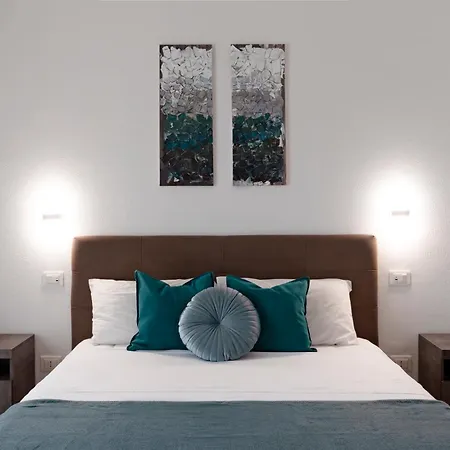 Affittacamere Street Art House, Vicino Centro E Mare 4*